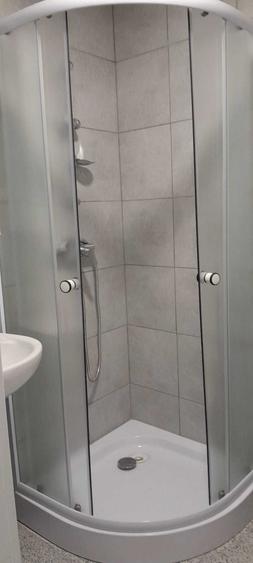 Garsonieră decomandată în Traian