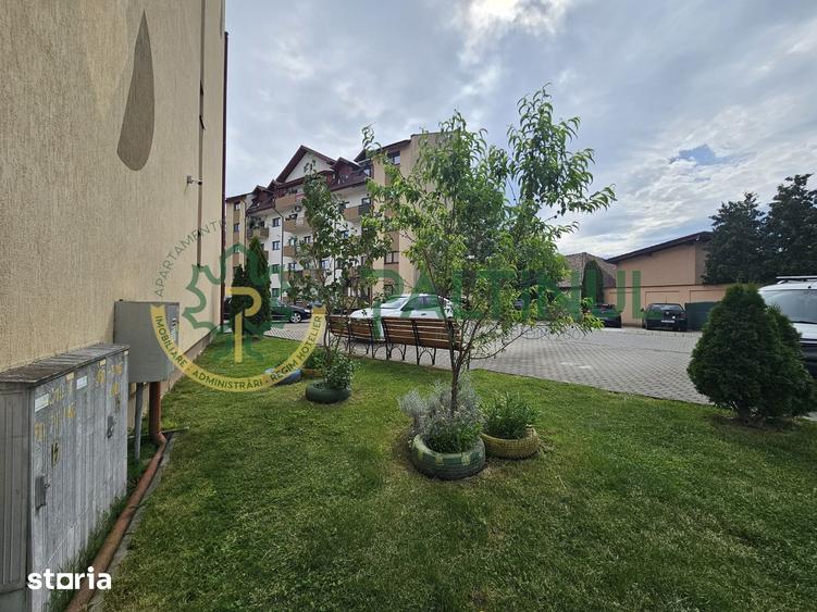 Apartament cu 3 camere decomandat în Turnișor