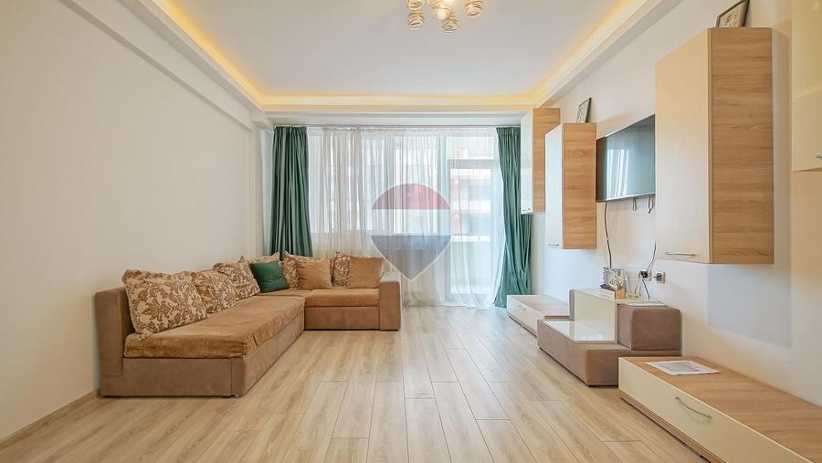 Apartament cu 2 camere decomandat, mobilat în Tractorul