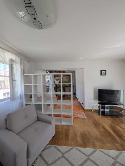 Apartament de o camera, zona Porii numerele mici ! - 3
