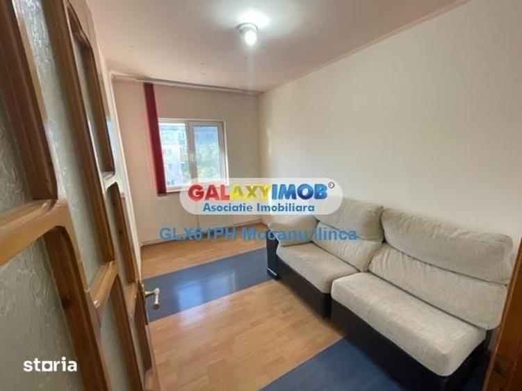 Apartament cu 3 camere decomandat în Peneș Curcanul