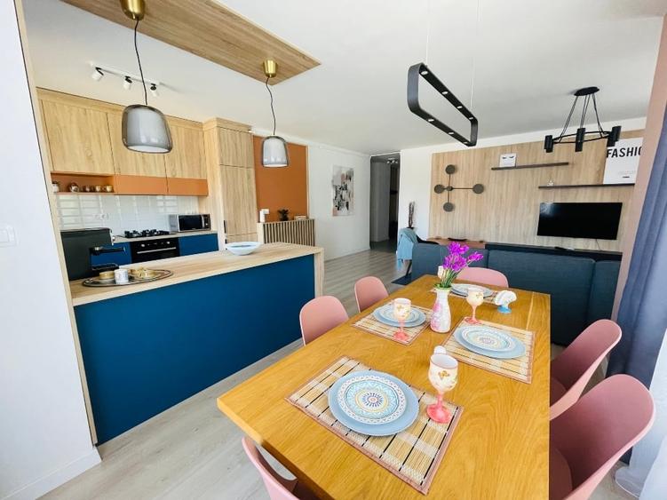 Apartament cu 2 camere decomandat, mobilat în Torontalului