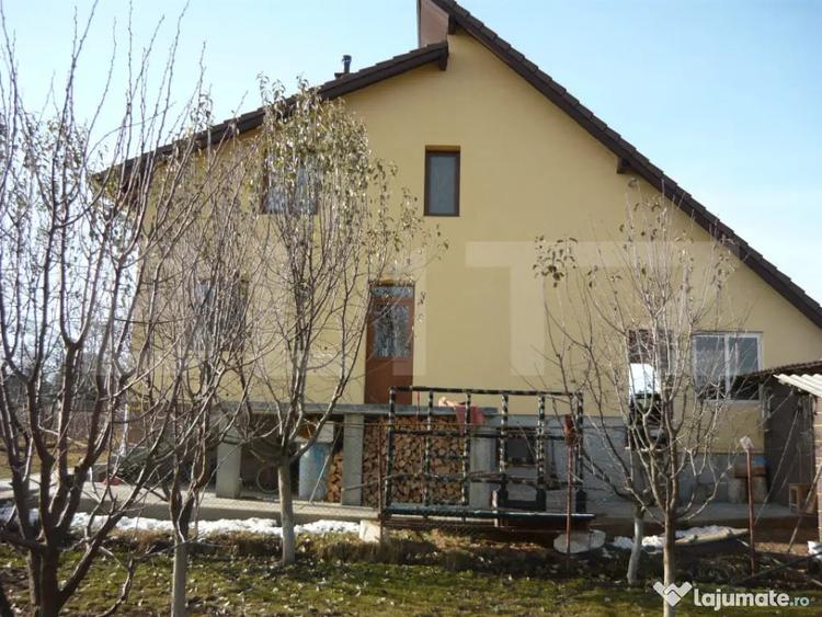 Casă cu 4 camere cu Teren 639 Mp în Central