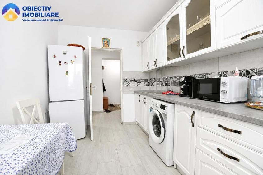 Apartament cu 2 camere decomandat în Calea Romanului