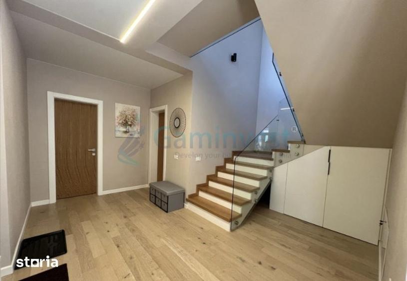 Casă cu 5 camere cu Teren 300 Mp în Tokai