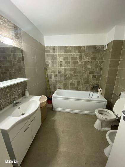 Apartament cu 3 camere în Mărăști