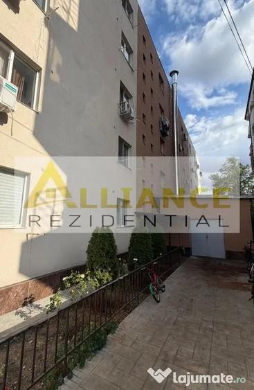 Garsonieră decomandată în Exterior Vest