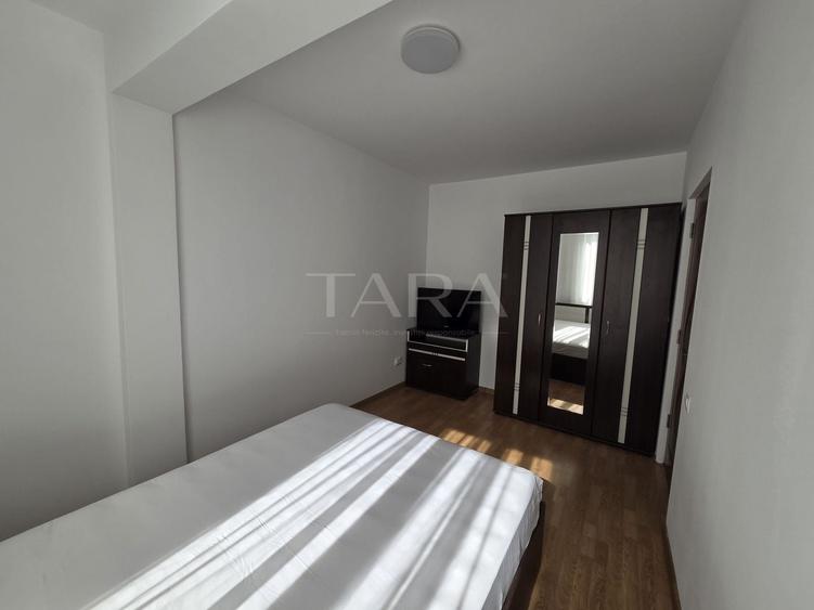 Apartament cu 2 camere semidecomandat, mobilat în Florești