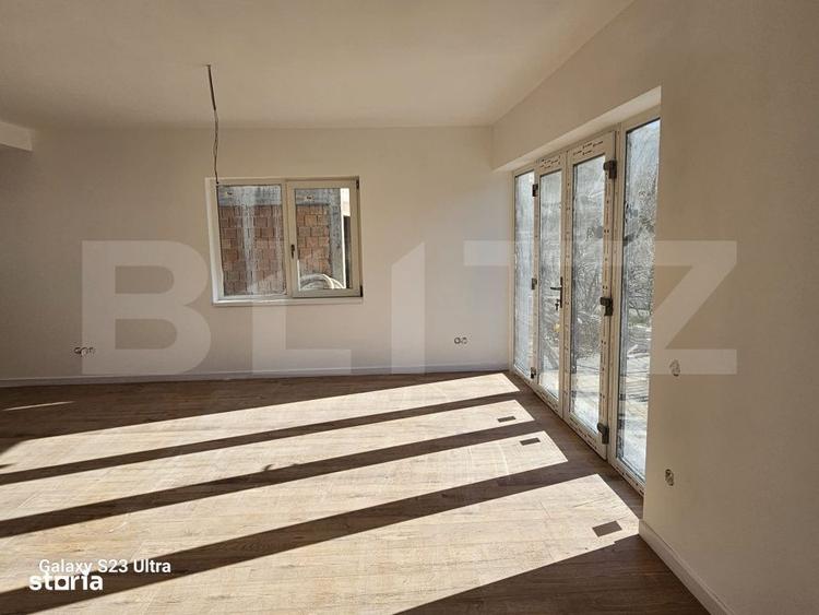 Casă cu 4 camere cu Teren 275 Mp în Tăuți