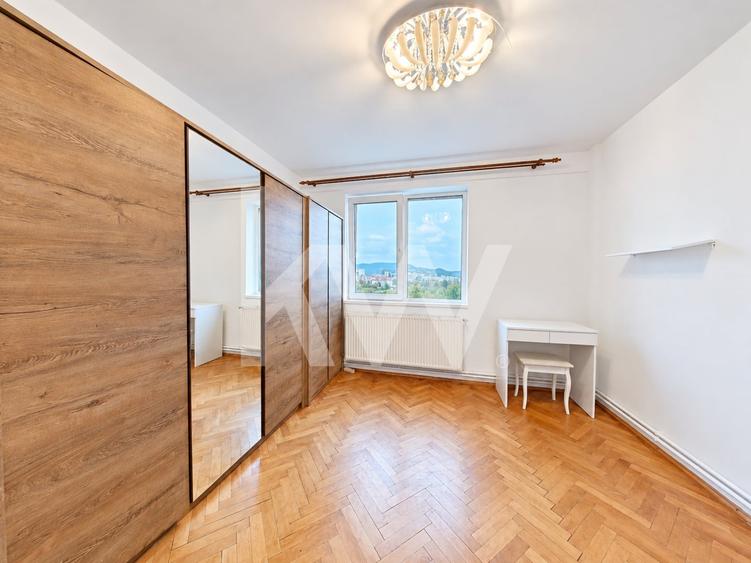 Apartament cu 3 camere circular, mobilat în Centrul Civic