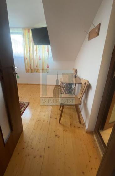 Casă cu 5 camere cu Teren 340 Mp în Central