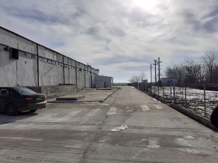 Spațiu industrial, de 380 mp, în Buciumeni