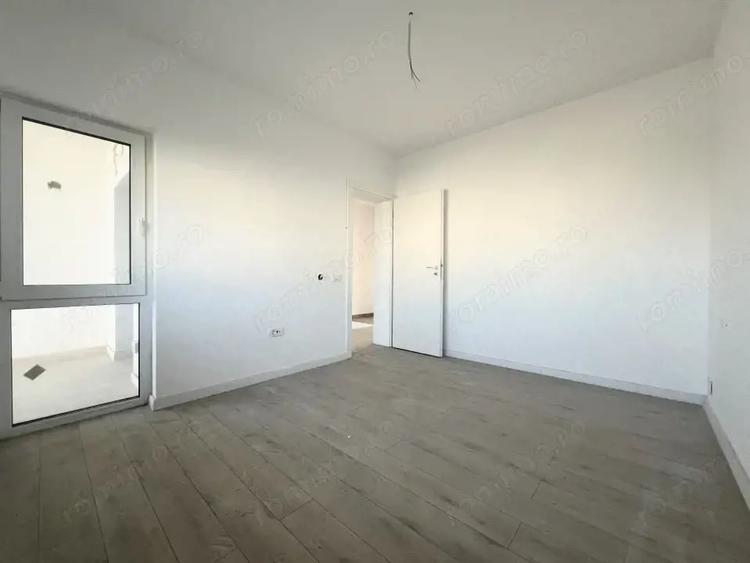 Casă cu 5 camere cu Teren 302 Mp în Giarmata
