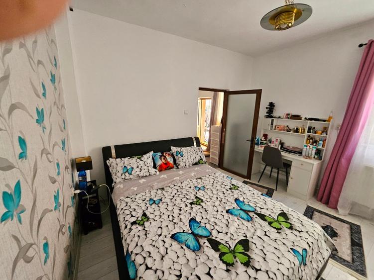 Casă individuală cu 3 camere cu Teren 100 Mp în Capitol