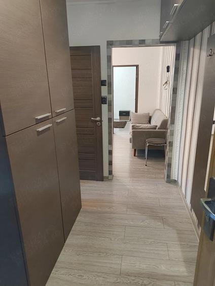 Apartament cu 2 camere nedecomandat în Nufărul