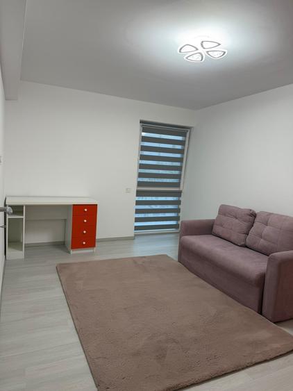 Apartament cu 3 camere decomandat în Unirii