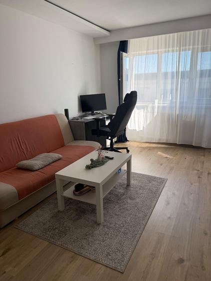 Apartament cu 2 camere decomandat în Între Lacuri