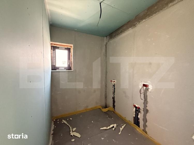 Apartament cu 2 camere semidecomandat în Cârcea