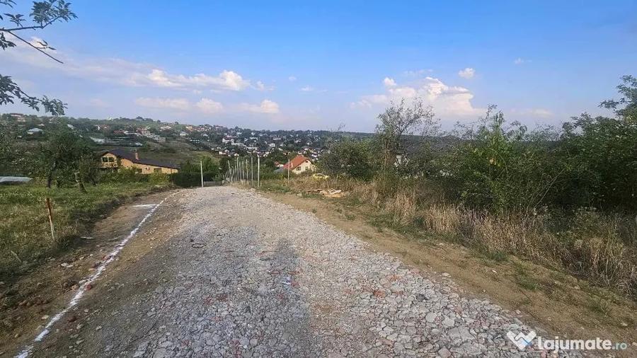 Teren de 1200 mp, în Bucium