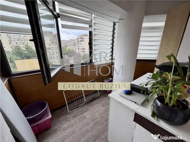 Apartament cu 3 camere decomandat în Ultracentral