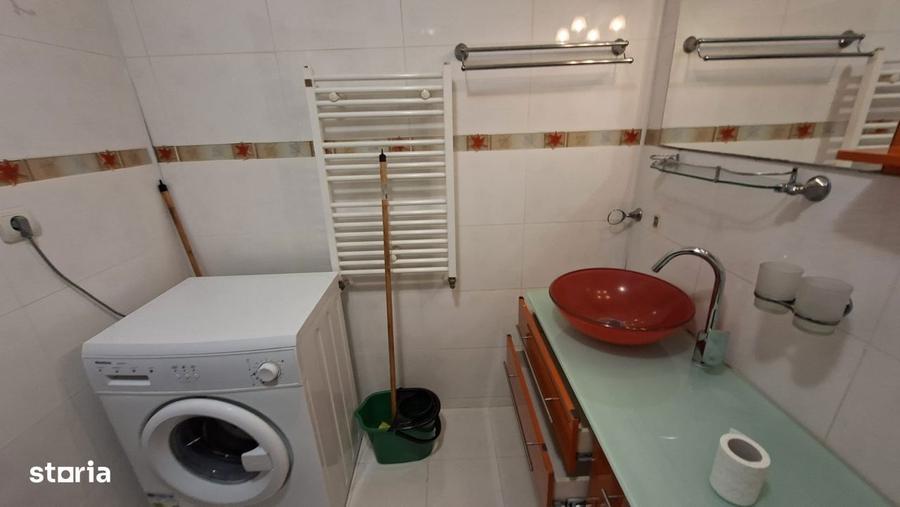 Apartament cu 2 camere decomandat, mobilat în Central