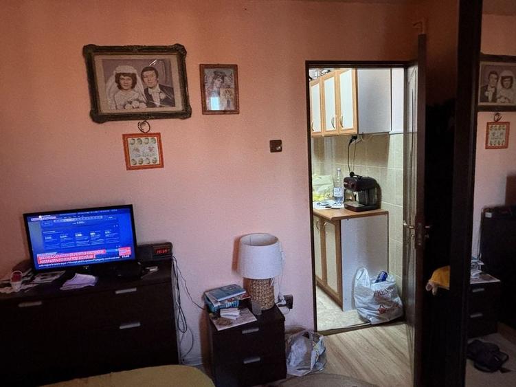 Apartament cu 2 camere decomandat în Micro 15