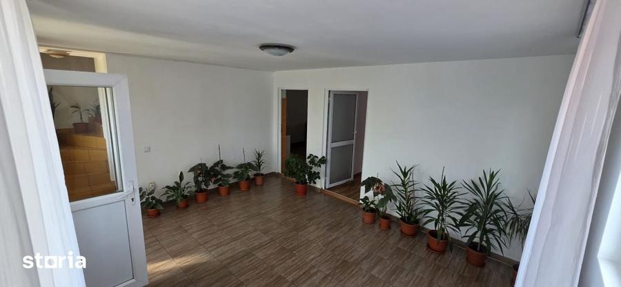 Casă cu 5 camere cu Teren 176 Mp în Tudor Vladimirescu