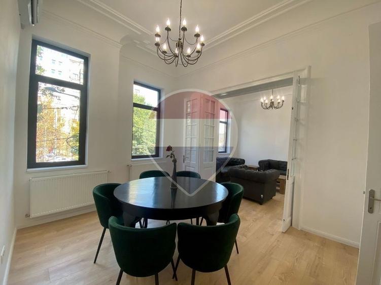 Apartament cu 3 camere decomandat, mobilat în Ultracentral