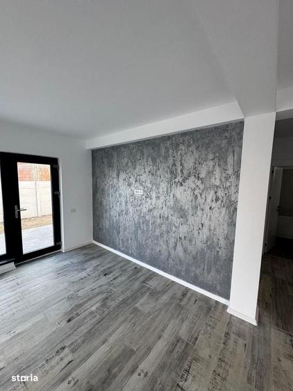 Casă cu 4 camere în Clinceni
