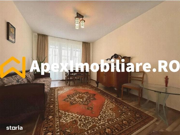 Apartament cu 3 camere decomandat în Tineretului