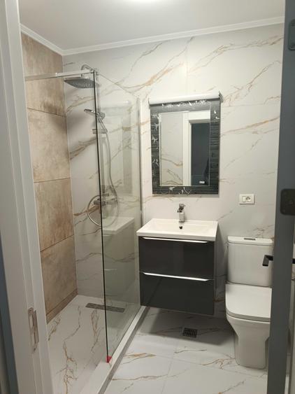 Apartament cu 2 camere decomandat în Tomis Plus