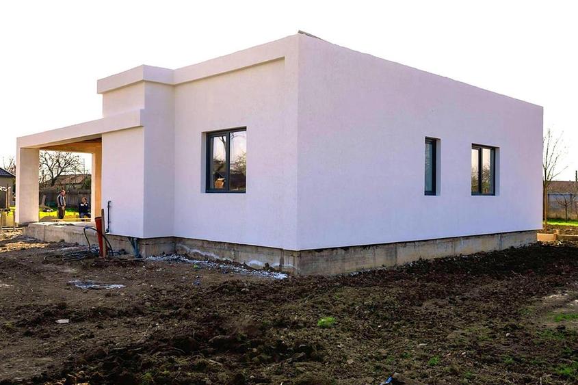 Casă individuală cu 3 camere cu Canalizare în Tăbărăști