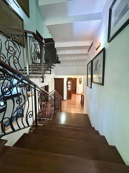 Vilă Exclusivistă Split-Level D+P+1+M Bucium Releu 332mp, mobilată LUX - 32