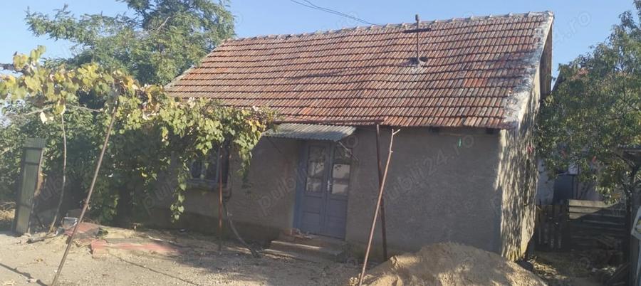 Casă cu 6 camere cu Teren 87 Mp în Batăr