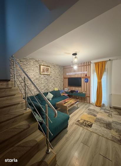 Casă cu 4 camere cu Teren 500 Mp în Central