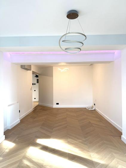 Apartament cu 4 camere decomandat, mobilat în Iancu Nicolae
