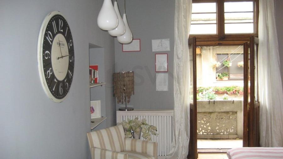 Apartament cu 4 camere decomandat în Dorobanți