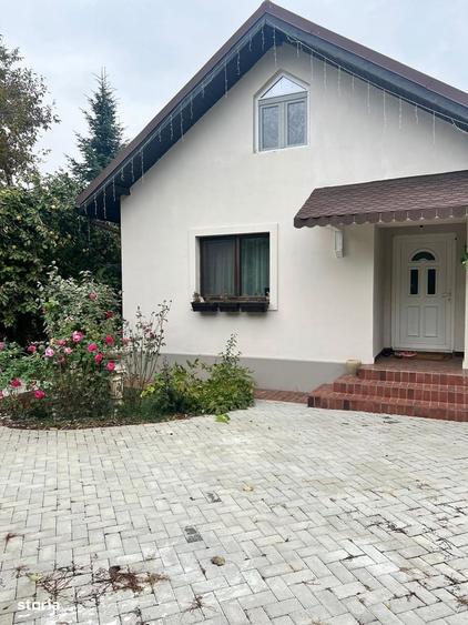 Casă cu 3 camere în Dascălu