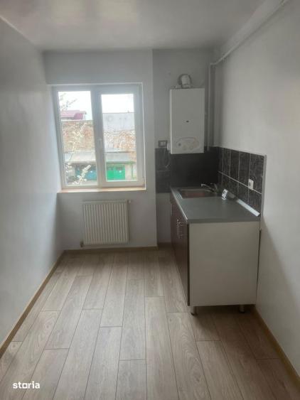 Spatiu birou 2 camere ultracentral, renovat complet, luminos - 4