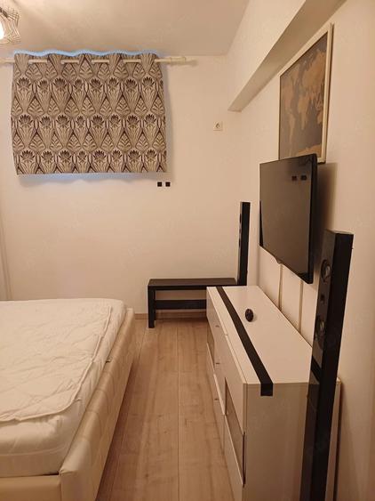 Apartament cu 2 camere decomandat în Moșilor