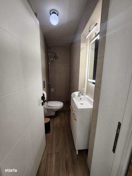 Apartament cu 4 camere decomandat în Ultracentral