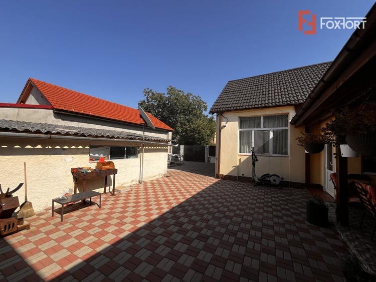 Casă individuală cu 6 camere cu Canalizare în Freidorf