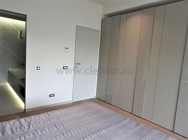 Apartament cu 4 camere decomandat, mobilat în Iancu Nicolae