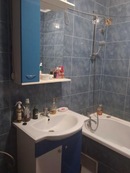 Apartament cu 3 camere decomandat în Brâncoveanu