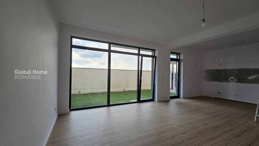 Duplex cu 5 camere cu Canalizare în Voluntari