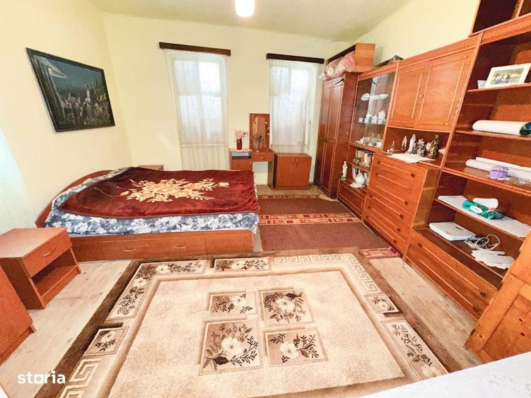 Casă cu 2 camere cu Teren 1384 Mp în Alma