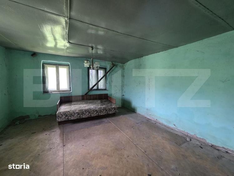 Casă cu 2 camere cu Teren 10807 Mp în Căpleni
