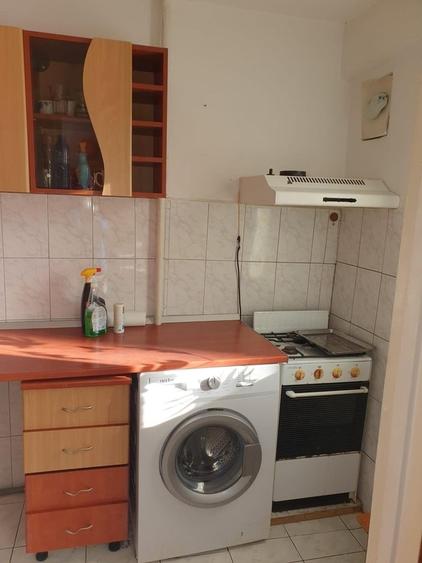 Garsonieră semidecomandată în Tei