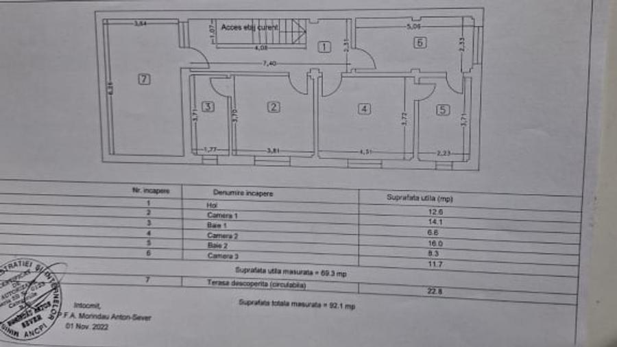 Casă individuală cu 5 camere cu Canalizare în Palazu Mare