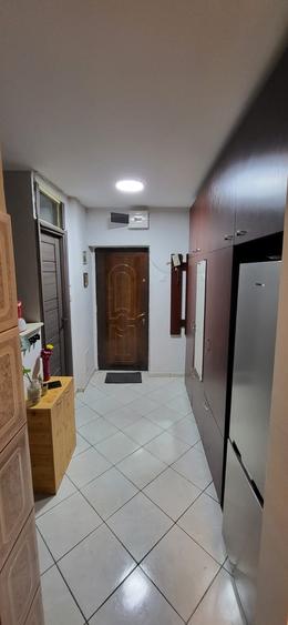 Garsonieră decomandată în Vitan Mall